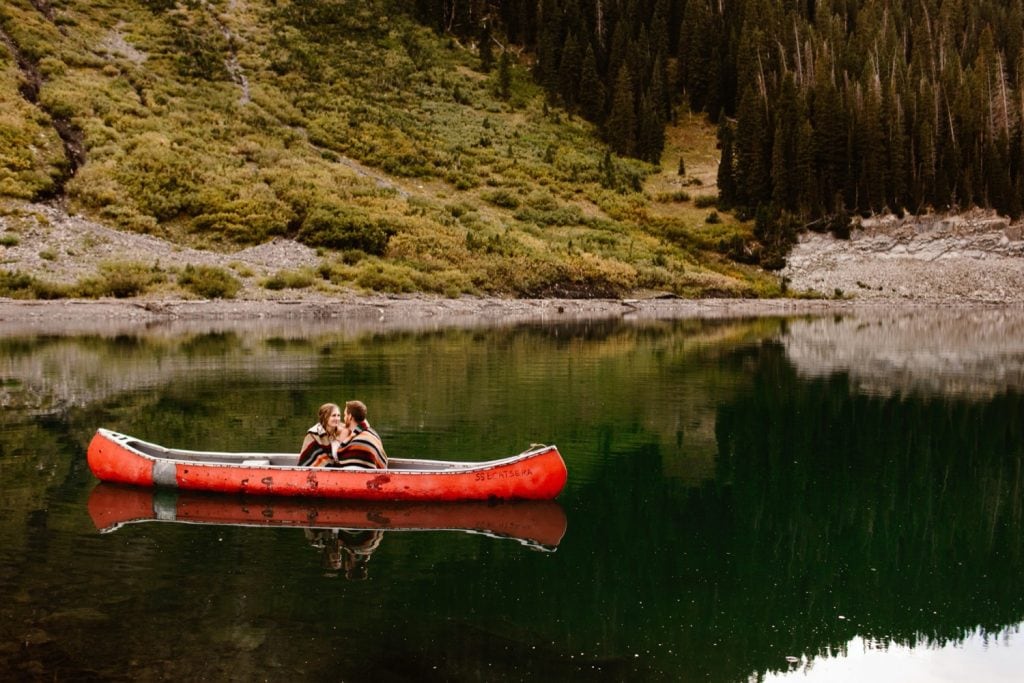 Crested Butte elopement adventures | red canoe wedding photos