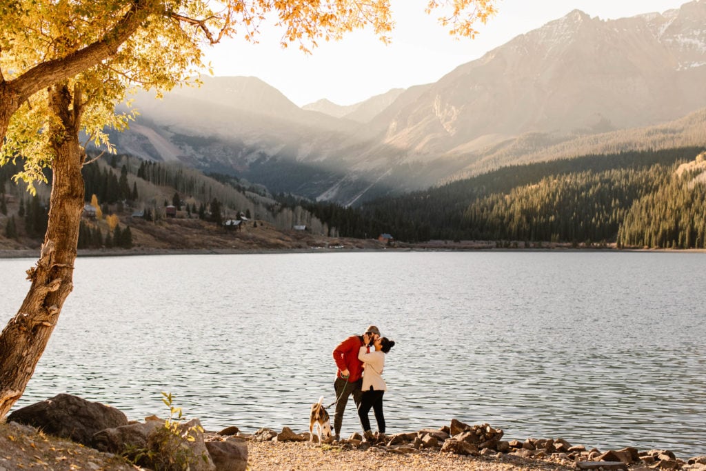 romantic and cute fall date ideas for cozy time together