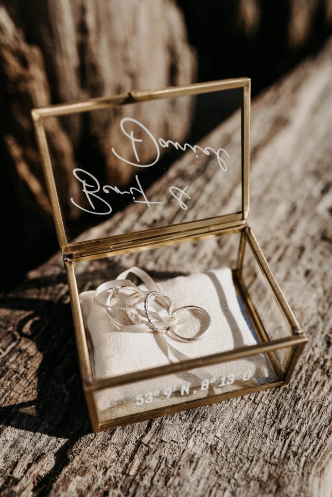 Pink Ring Box Bearer Box Wedding Ring Box Hexagon Gold Glass - Etsy | Idée  déco fiançailles, Idée décoration mariage, Décoration mariage